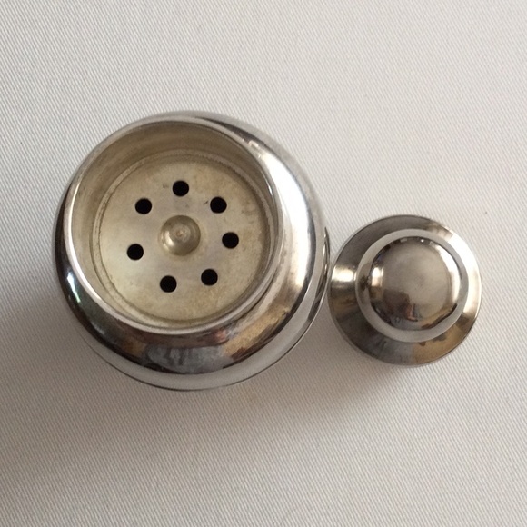 3/$10 | Silver Coloured Cocktail Shaker - Picture 3 of 9